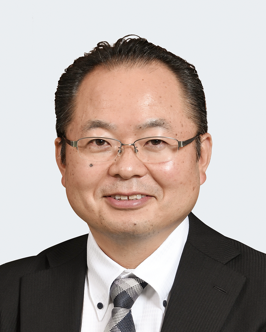 岩瀬 鎮男